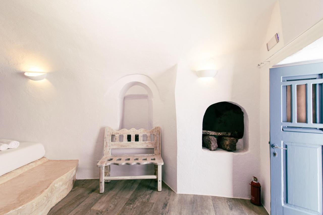 Gemini Caves Villa Oia Exterior photo